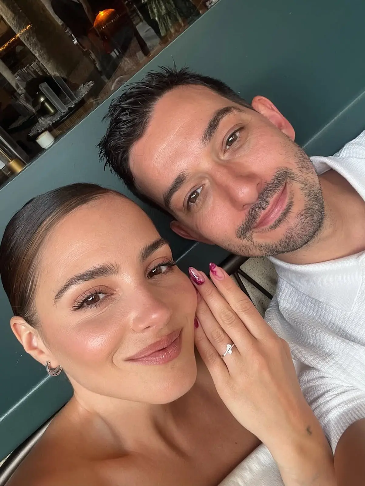 Andrea Duro y su novio