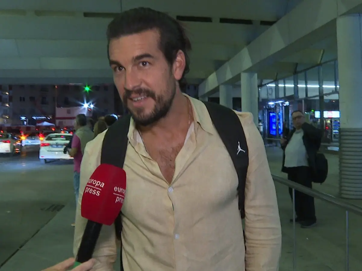 Mario Casas atiende a la prensa