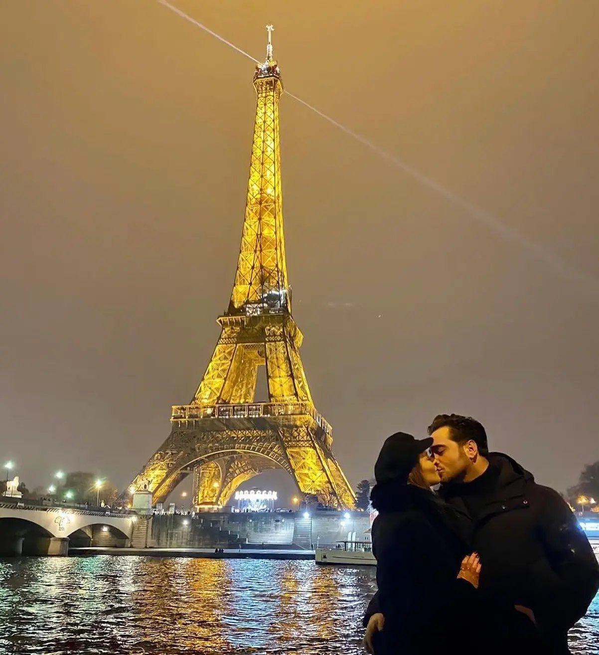David Bustamante con su novia Yana Olina
