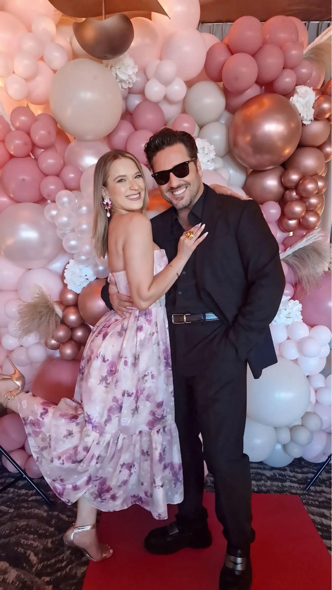 David Bustamante con su novia Yana Olina