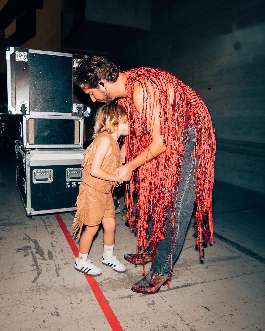 El hijo de 5 años de Manuel Carrasco, el mayor fan de su padre en el concierto de Barcelona