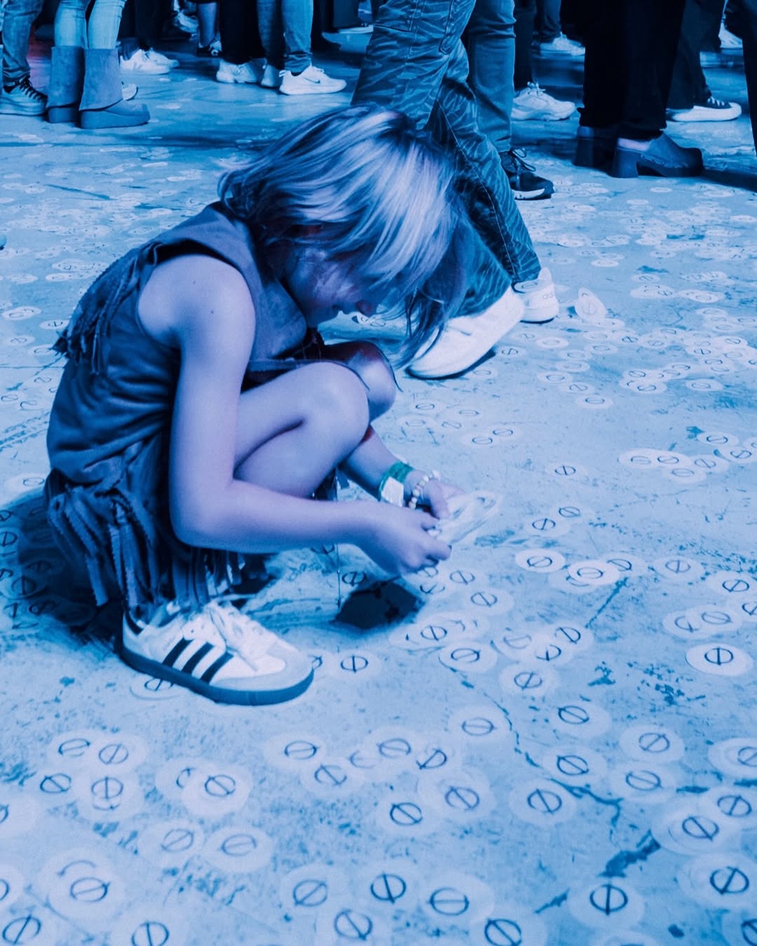 El hijo de 5 años de Manuel Carrasco, el mayor fan de su padre en el concierto de Barcelona