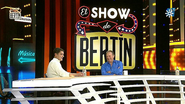 Bertín Osborne llora en directo recordando a su gran amigo Arévalo