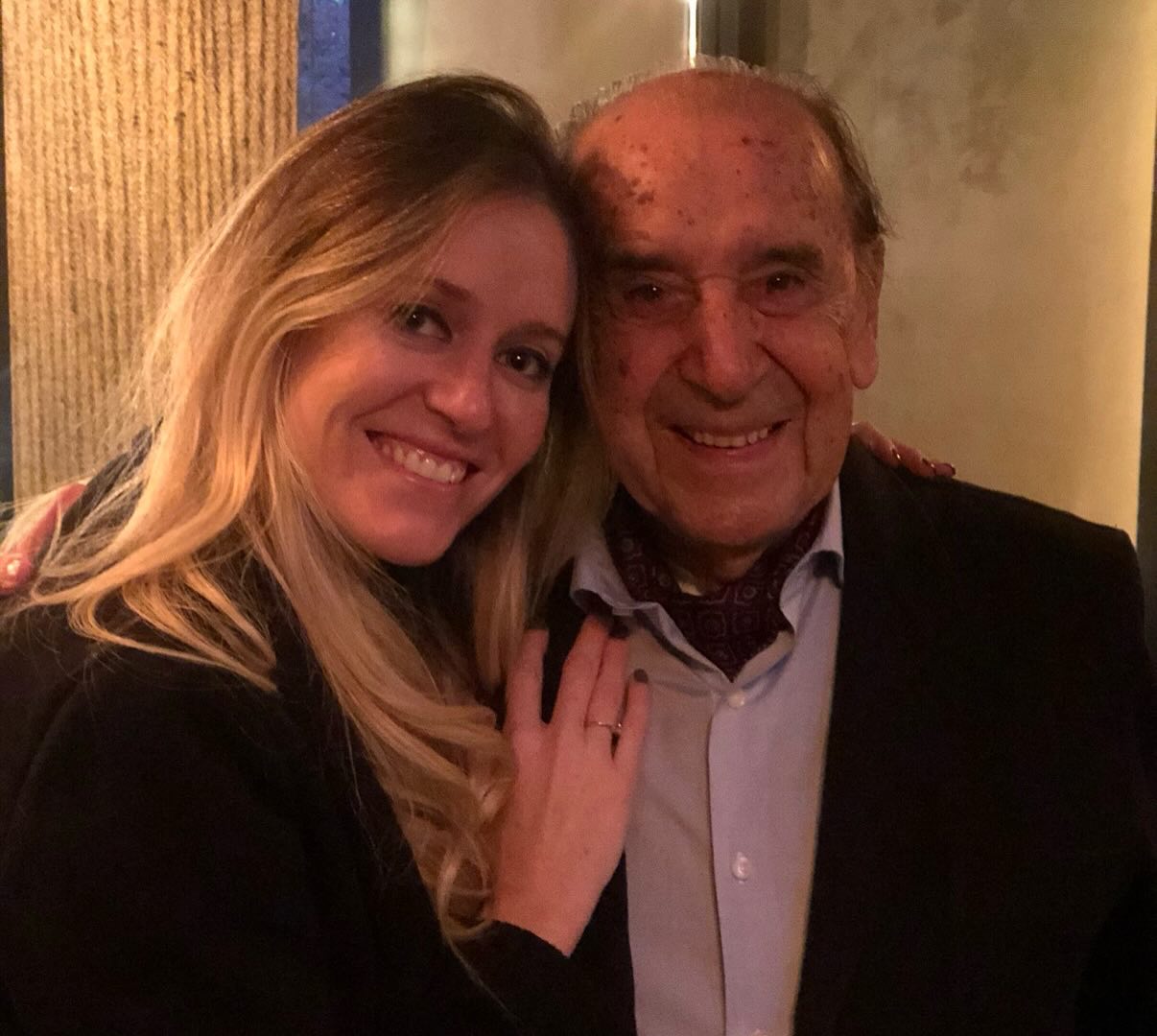 Andrea Prat con su tío, Enrique.