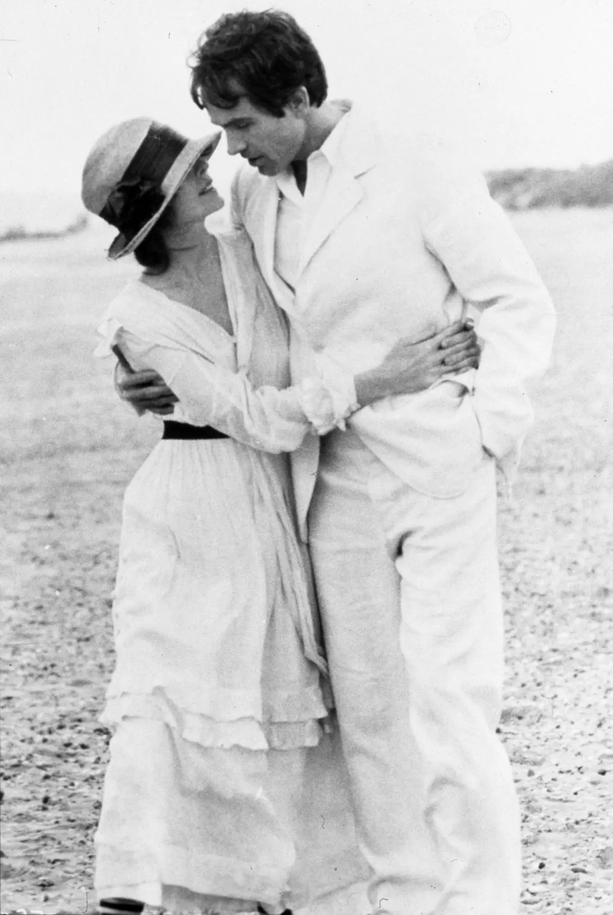 Diane Keaton con Warren Beatty, con el que vivió un romance, en "Rojos"