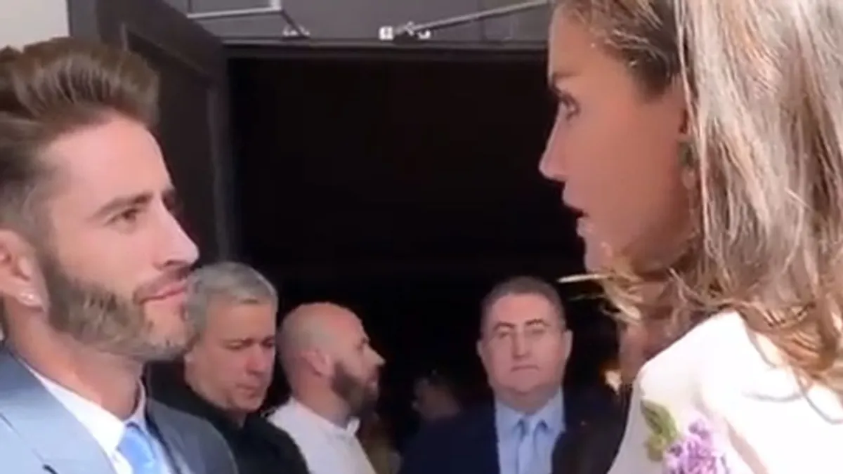 Letizia hablando con Pelayo Díaz