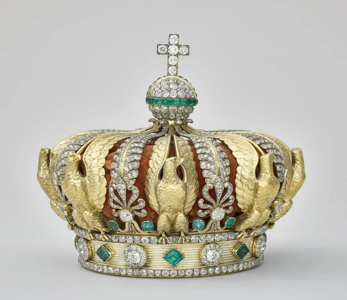 Corona de la emperatriz Eugenia de Montijo, robada del Louvre.