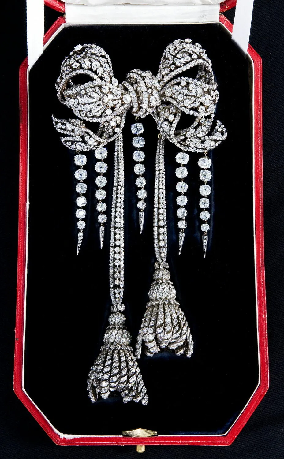 El broche robado de Eugenia de Montijo.