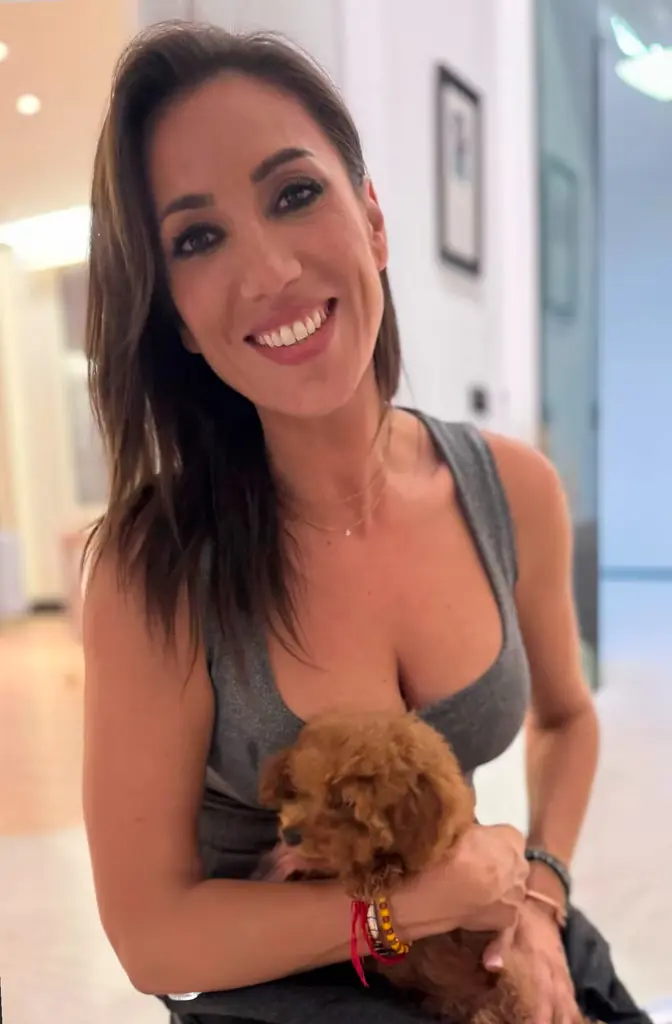 Meiga, el nuevo perrito de Christian Gálvez y Patricia Pardo.