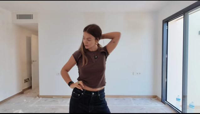 Entramos en la nueva y espectacular casa de Laura Escanes en Menorca: "Necesito muchas camas”