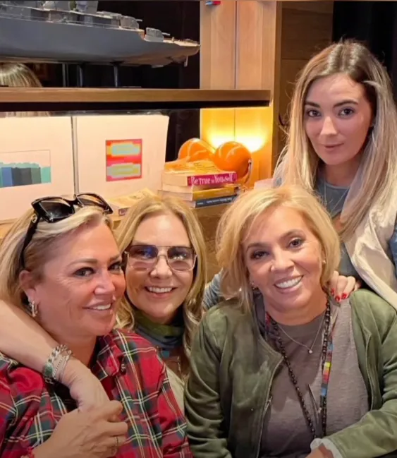 Belén Esteban, Belén Ro, Carmen Borrego y su hija Carmen Almoguera en una imagen de redes