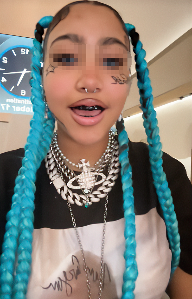 North West, la hija de 12 años de Kim Kardashian: tatuajes y piercings en la cara y los dientes negros