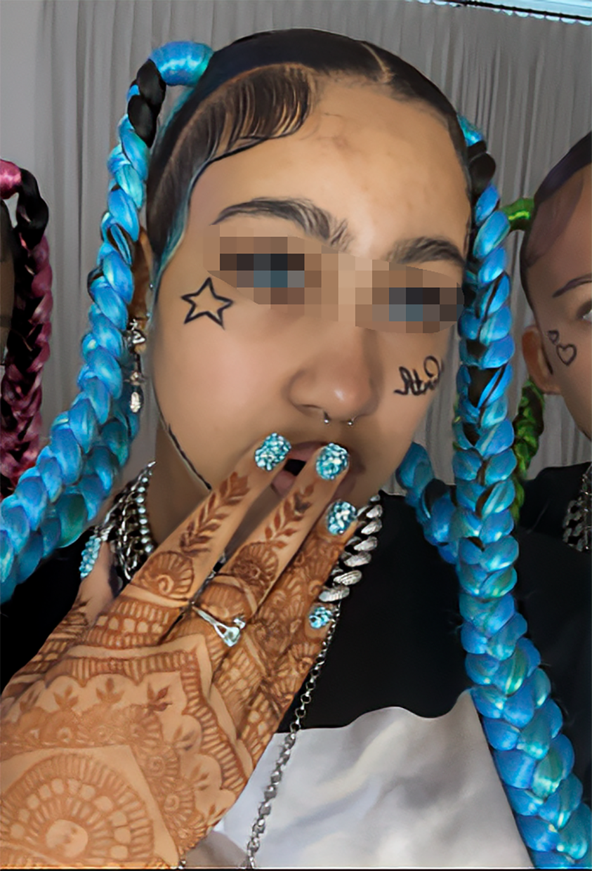 North West, la hija de 12 años de Kim Kardashian: tatuajes y piercings en la cara y los dientes negros