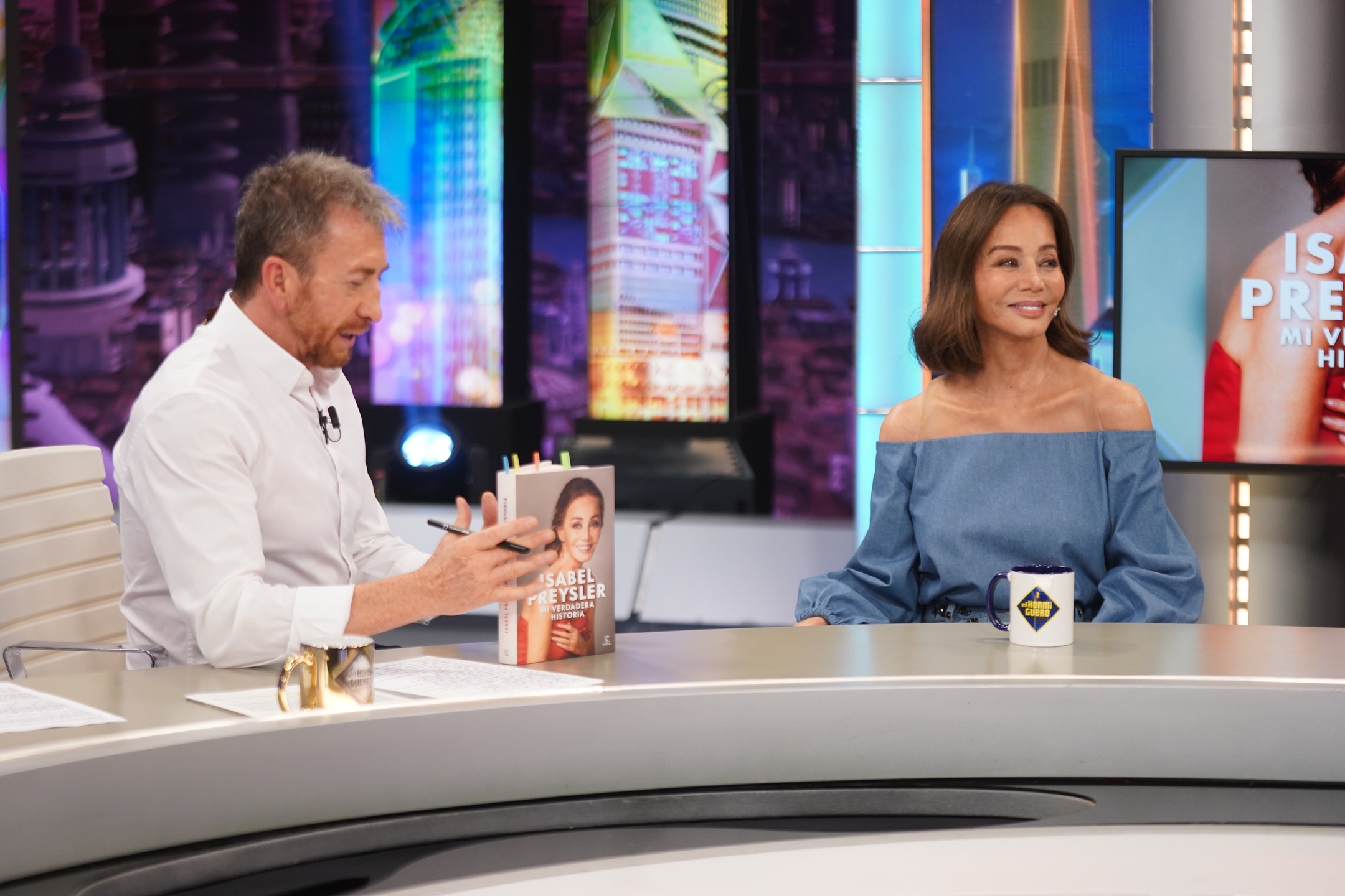 Isabel Preysler y Pablo Motos en 'El Hormiguero'.