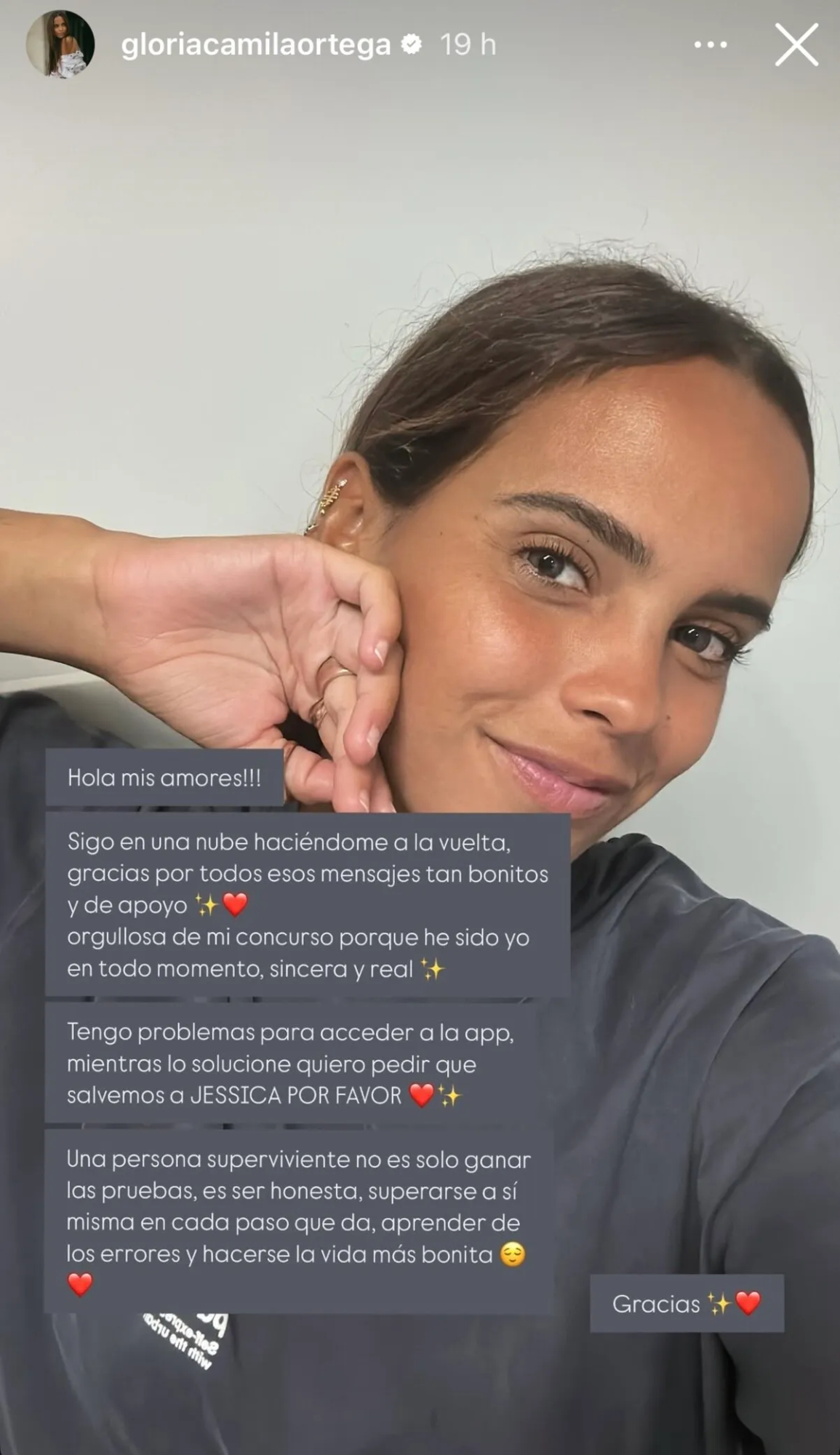 Redes sociales de Gloria Camila