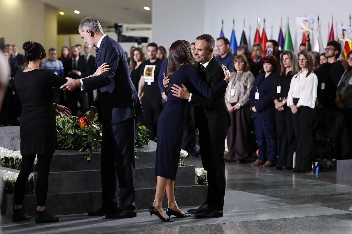 Felipe Letizia fotos emotivas funeral DANA