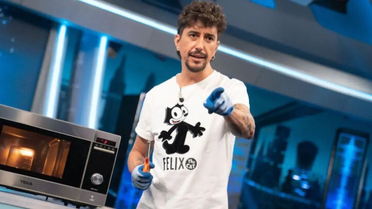 Marron haciendo ciencia en El Hormiguero