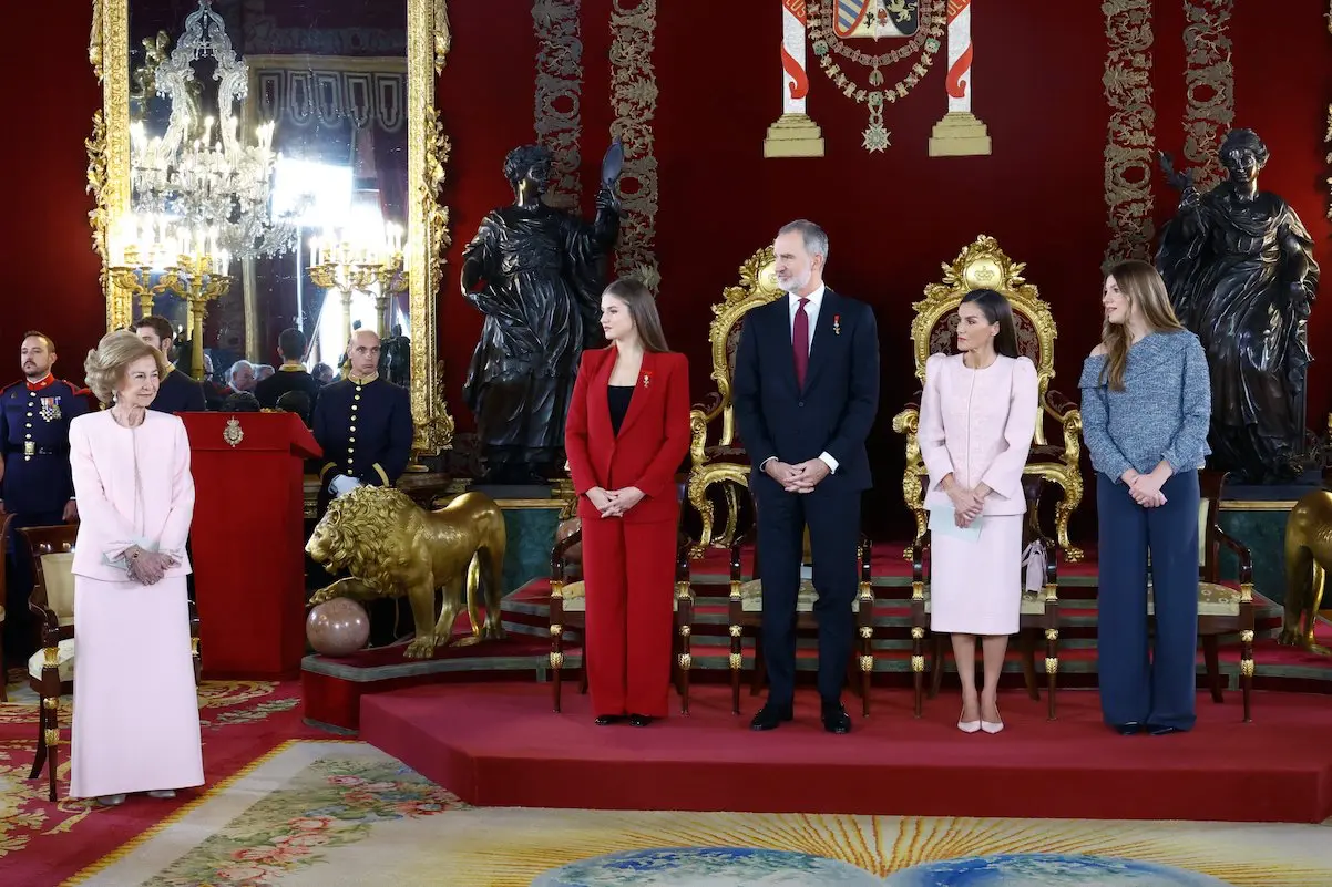 Doña Sofía ha recibido el Toisón de Oro de manos del Rey Felipe VI