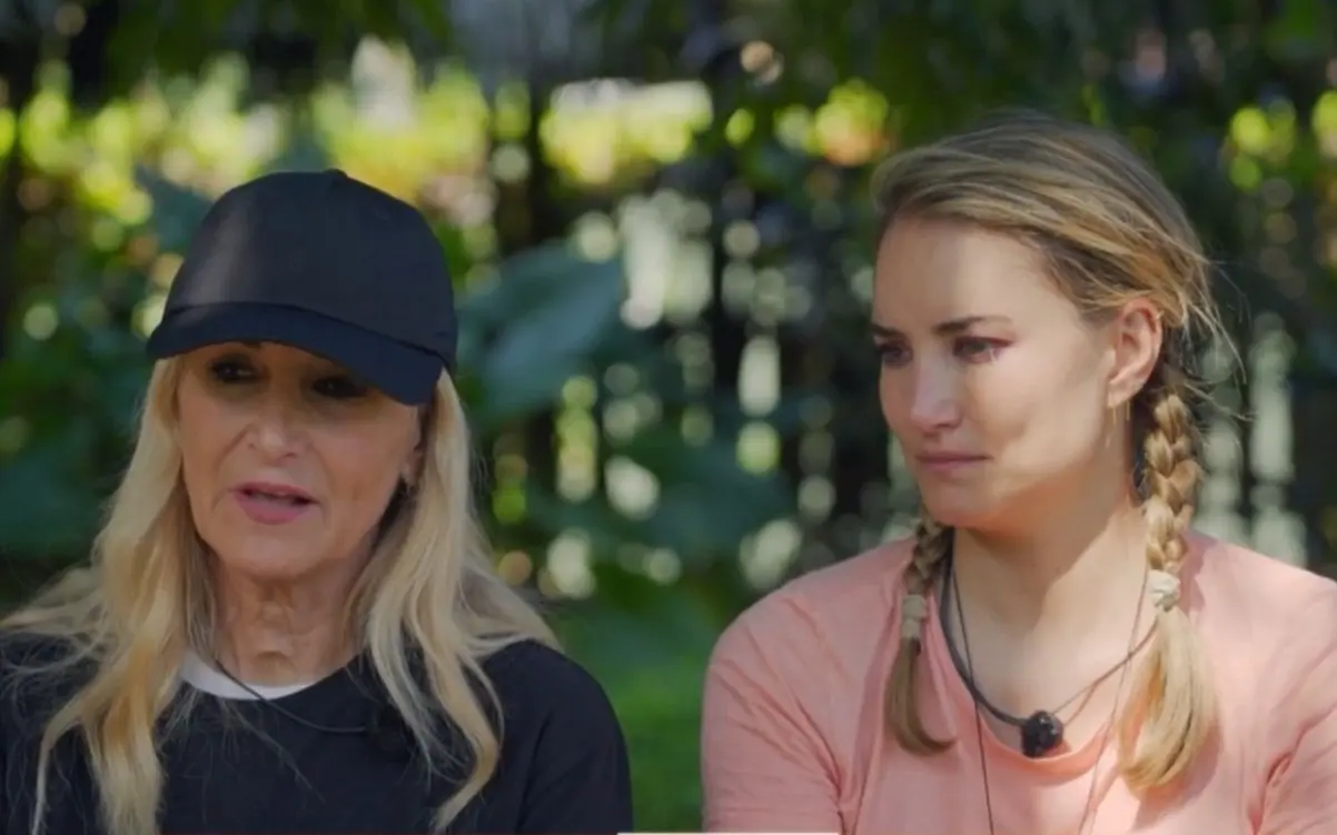 Alba Carrillo Hasta el fin del mundo