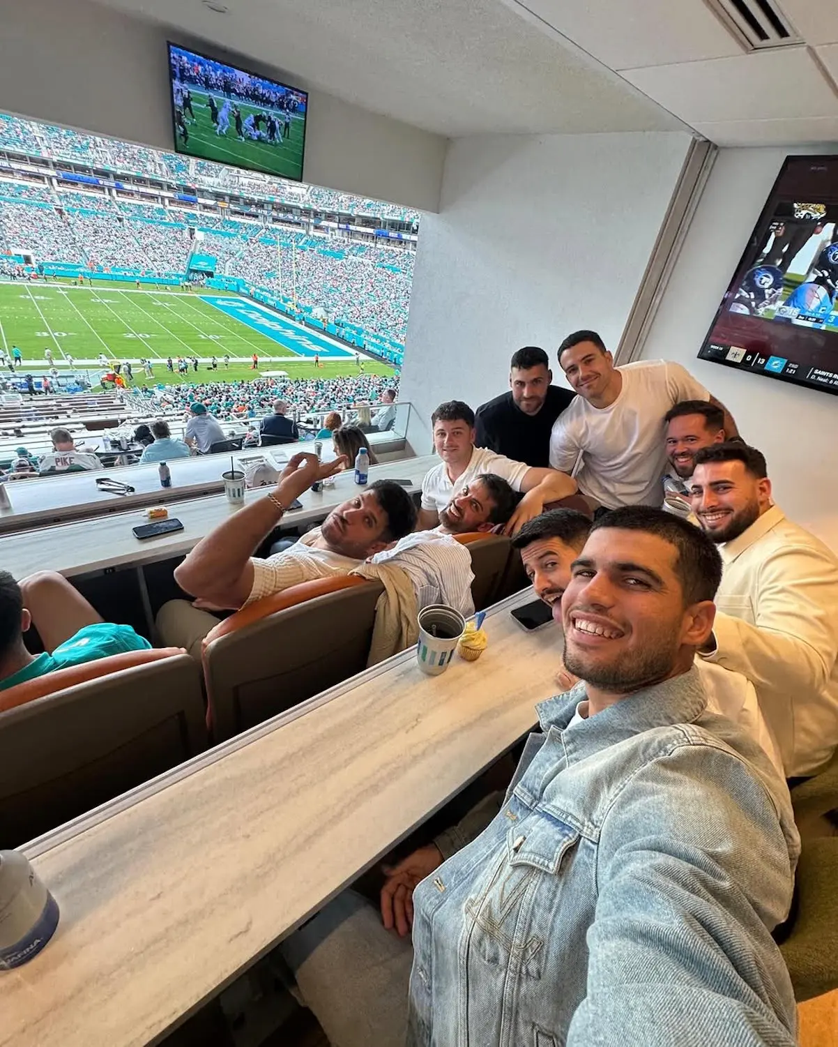 Carlos Alcaraz vacaciones amigos