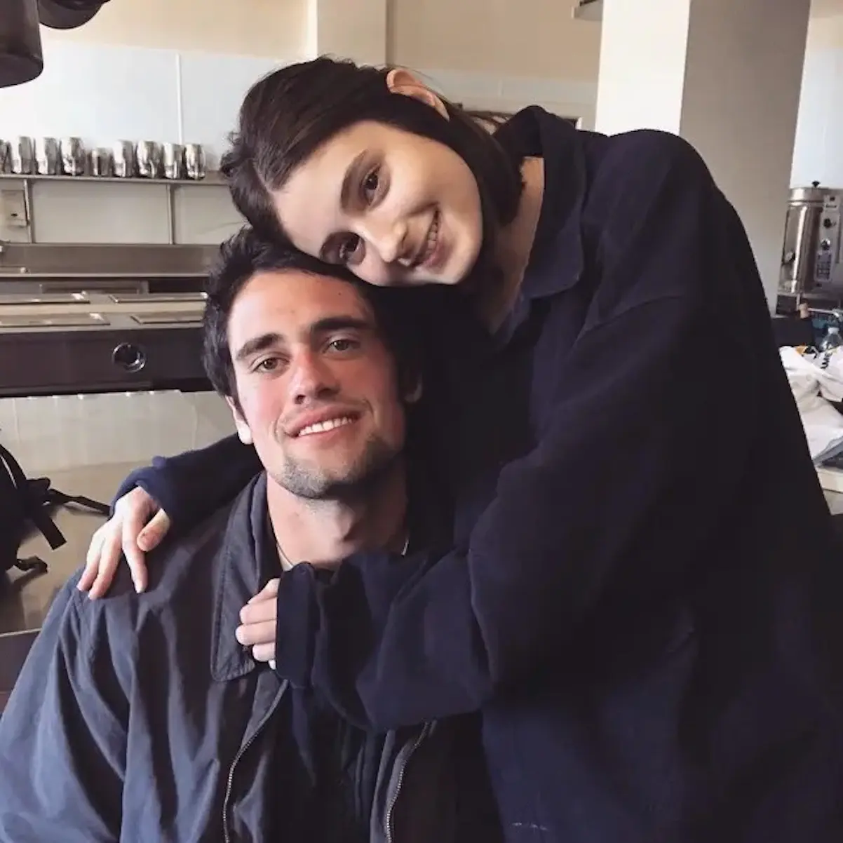 Nick Neider con su hermana Romy.