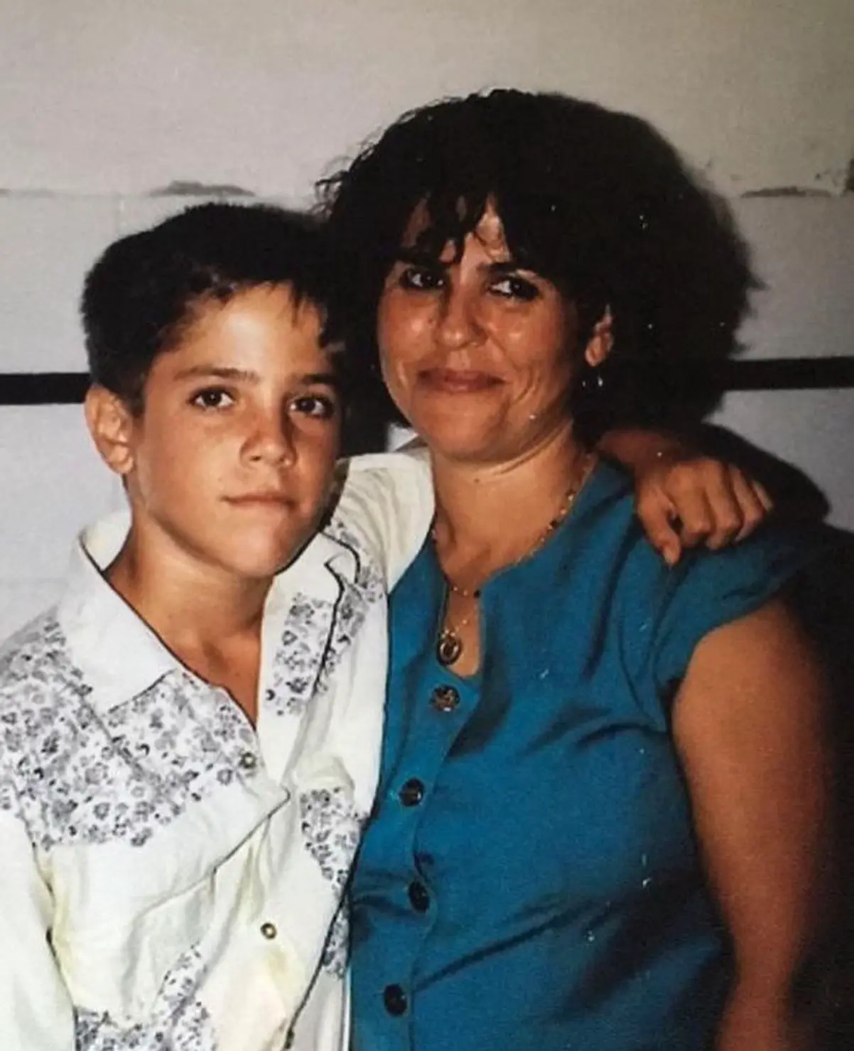 Roberto Leal y su madre