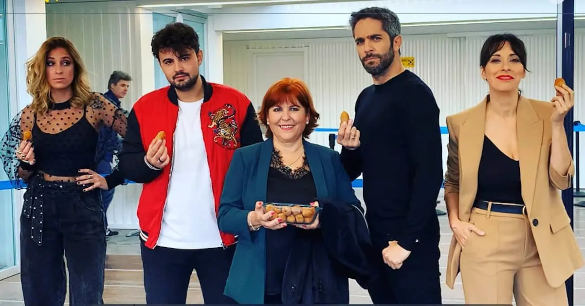 Roberto Leal y su madre