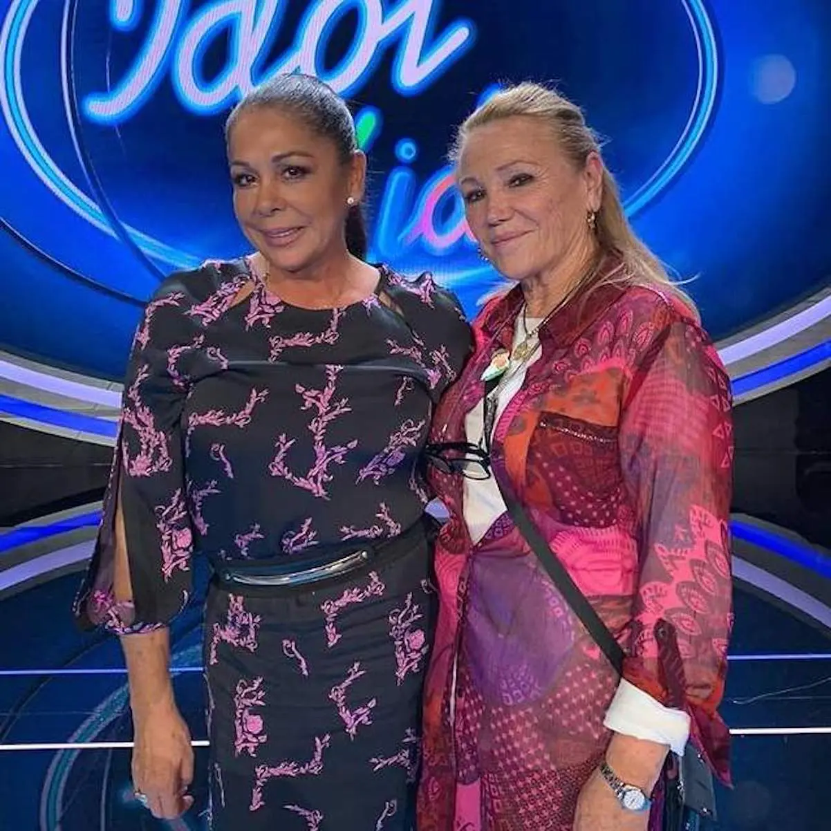 Maite Pulpón con Isabel Pantoja