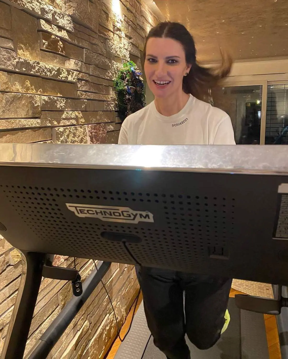 Laura Pausini Casa 12