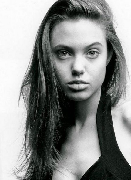 Las Mejores Fotos De Angelina Jolie De Joven